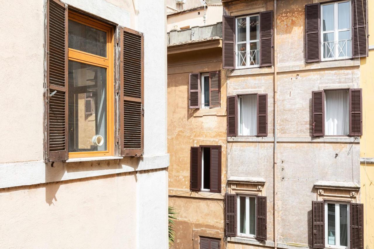 Trastevere Blue King - Collection * Rom